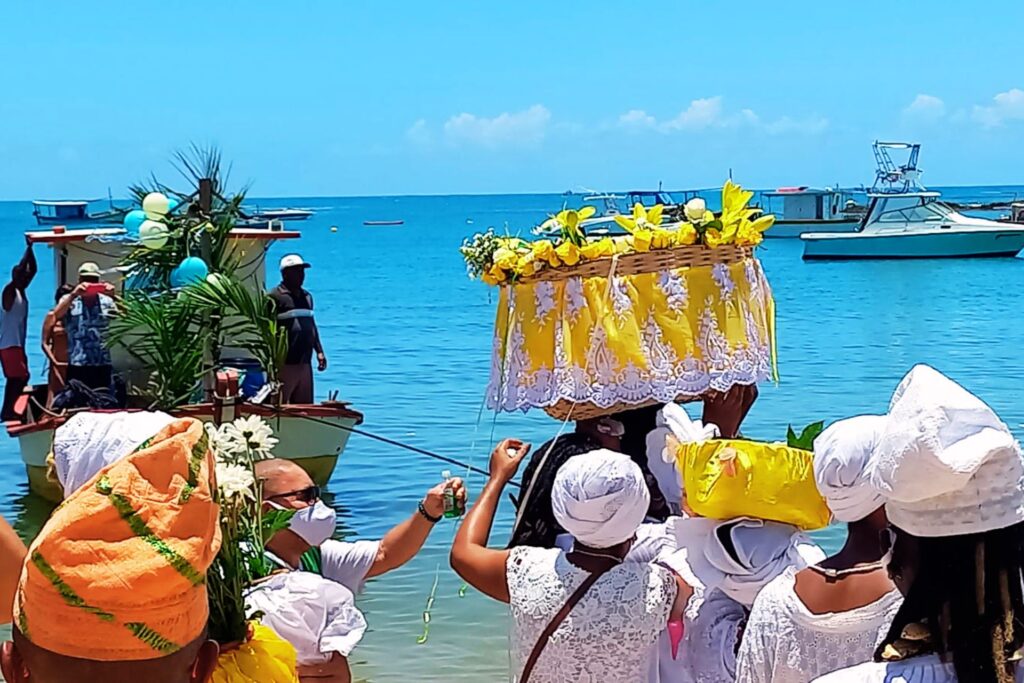 Festa de Iemanjá: Celebração Religiosa e Cultural nas Praias do Brasil